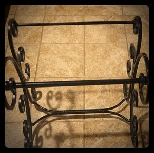 Black Metal Kitchen Bathroom Paper towel holder